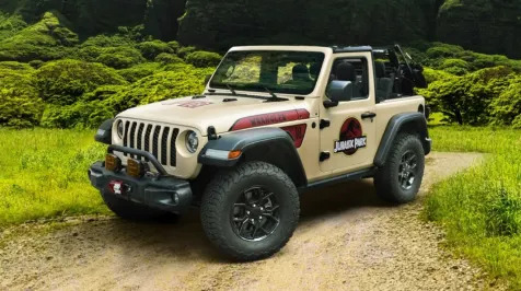 <h6><u>Jeep will help you build your very own Jurassic Park Wrangler</u></h6>